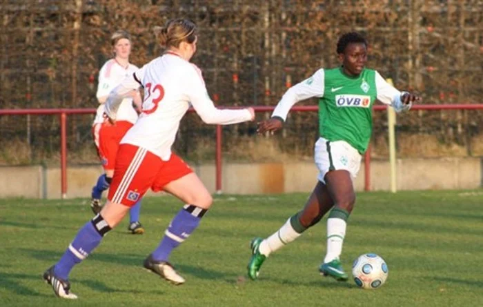 Doreen Nabwire with Werder Bremen against Hamburg HSV